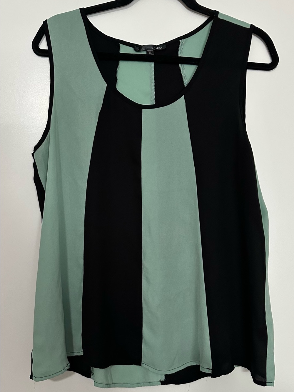 Sweet Rain Vertical Stripe Sleeveless Top - Black & Mint Green